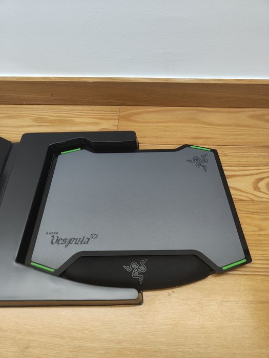 Razer Vespula (Mouse Pad)64752417523843124