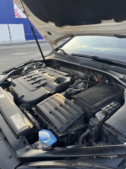продам авто Фольксваген Гольф7 2014р.1.6