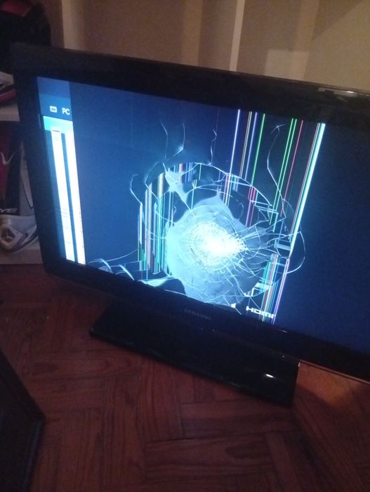 TVs para peças  ou para arranjar
