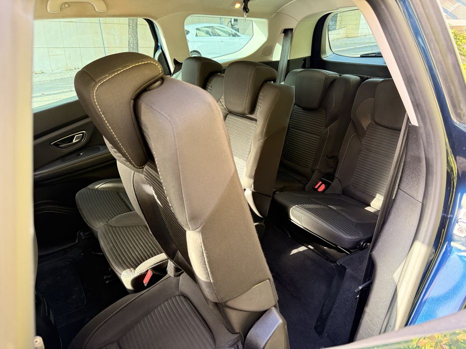 RENAULT GRAND SCENIC