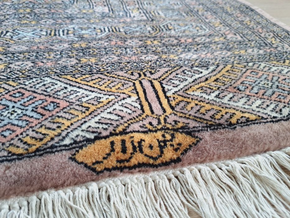 Luksusowa kaszmirowa pakistańska Buchara sygnowana 190x290cm nr1495