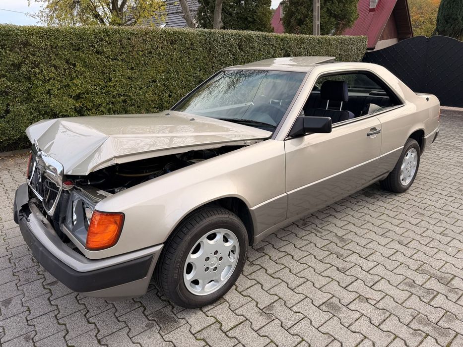 Mercedes-Benz W124