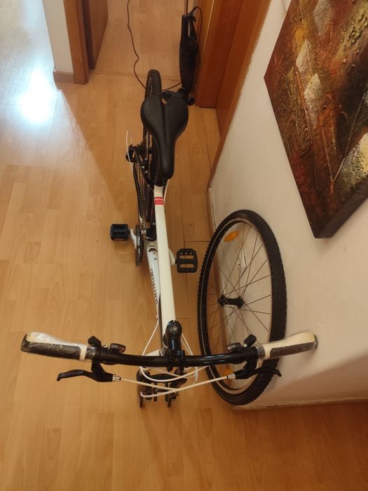 Vendo bicicleta nova specialized