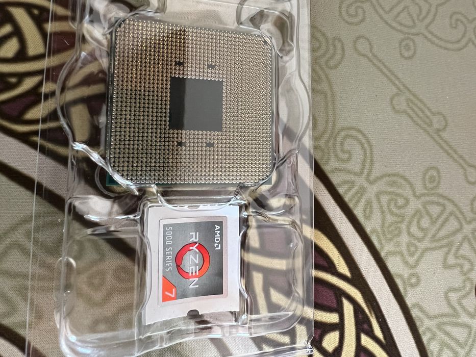 Vendo CPU Processador AMD RYZEN 7 3700X 8-CORE (3.6GHZ-4.4GHZ) c/Novo!