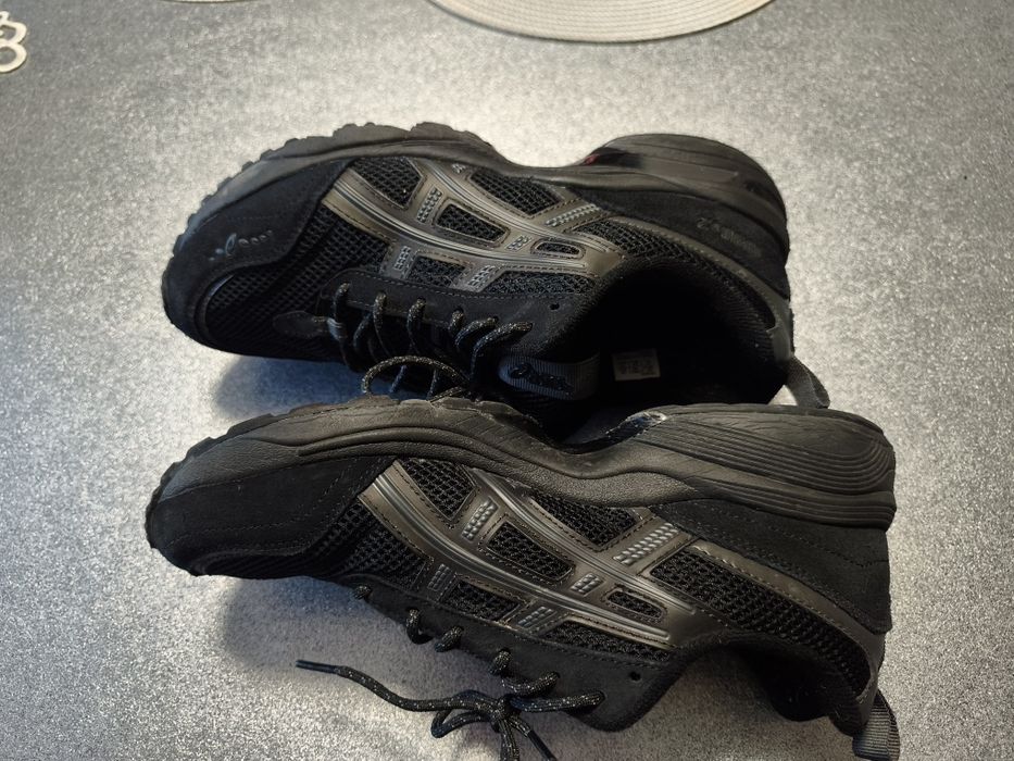 Buty męskie Asics. 42