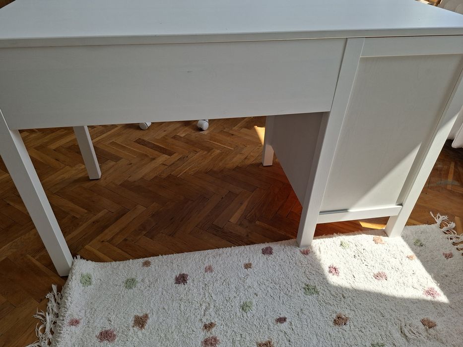 Biurko Ikea HEMNES