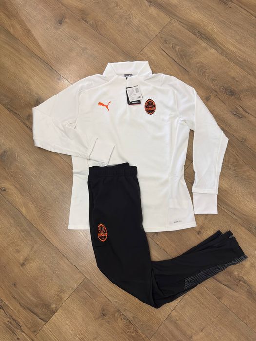 Екепірування «Шахтар» nike та puma