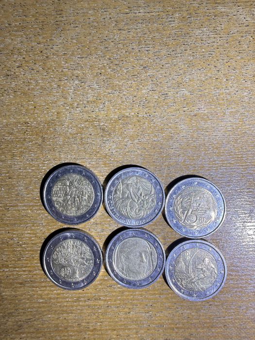 Vendo moedas raras de 2€