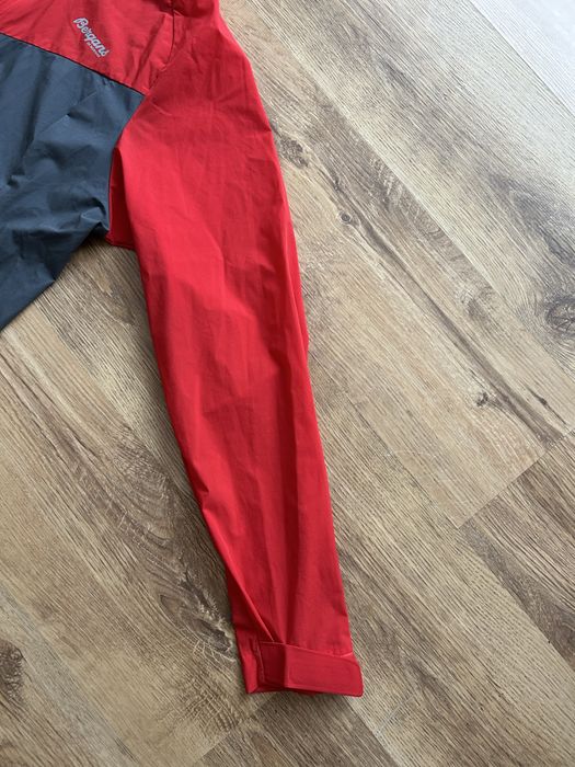 Вітровка Bergans Microlight size M