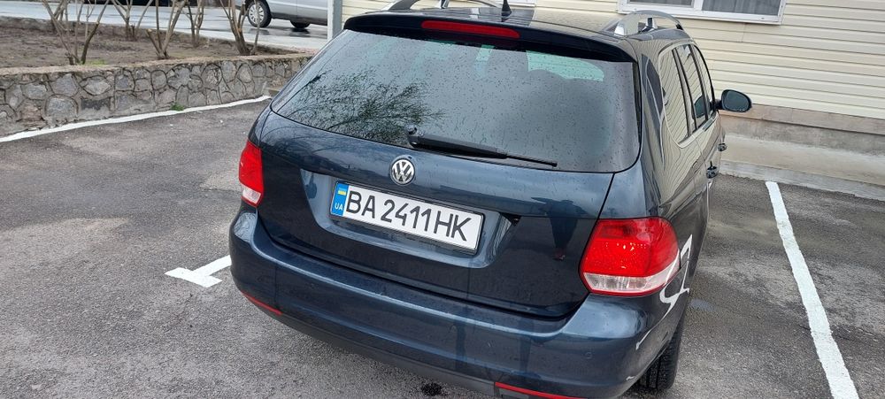 Volkswagen Golf 5 CAXA 1.4