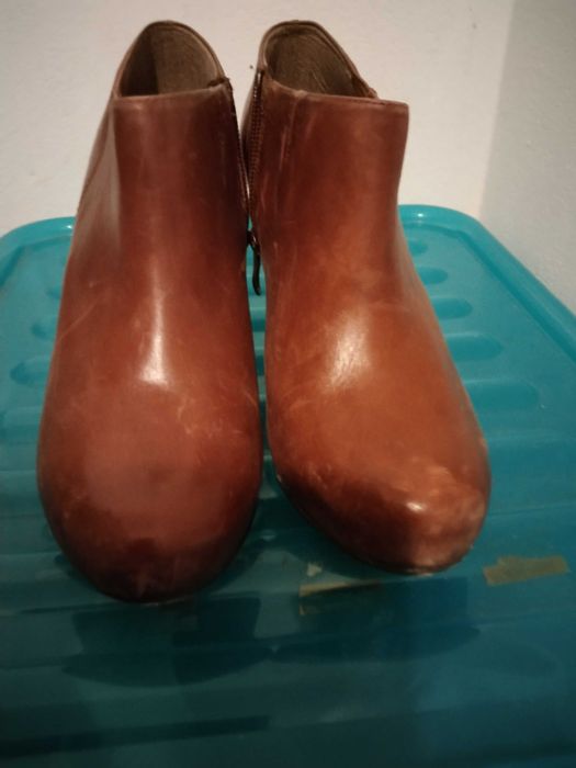 Sprzedam skórzane buty, rozmiar 39, Tamaris