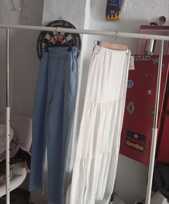 Lote 40 Pecas de Roupa e 15 Lingerie