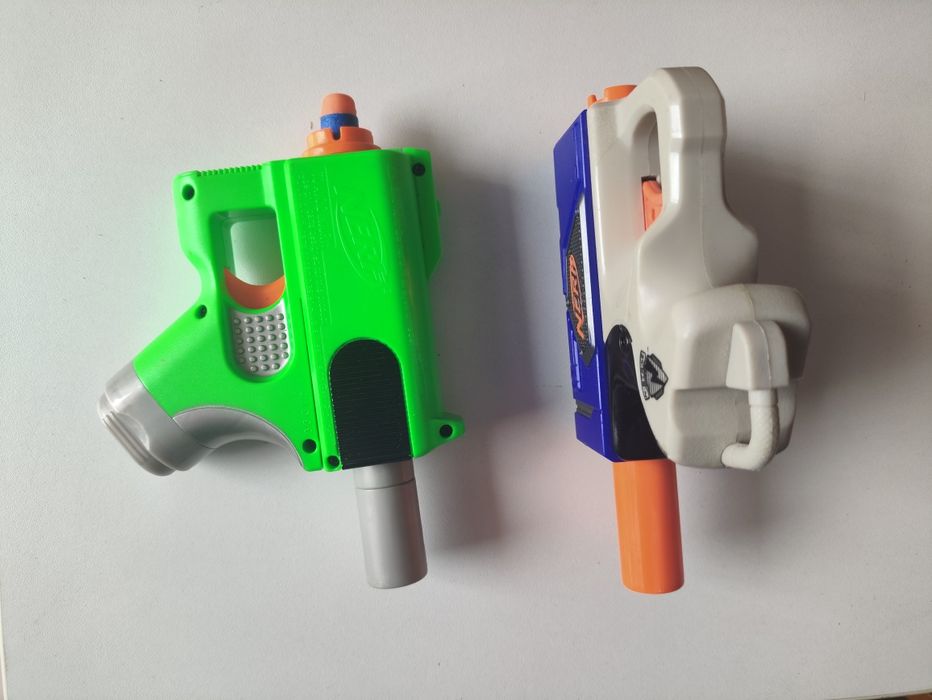 2 pistolas Nerf  usadas em bom estado
