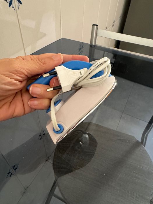 Mini ferro de engomar