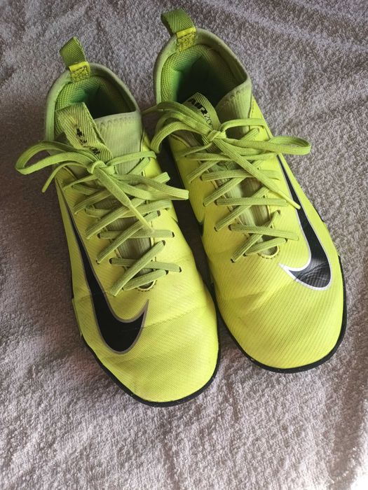 Nike  Mercurial  criança
