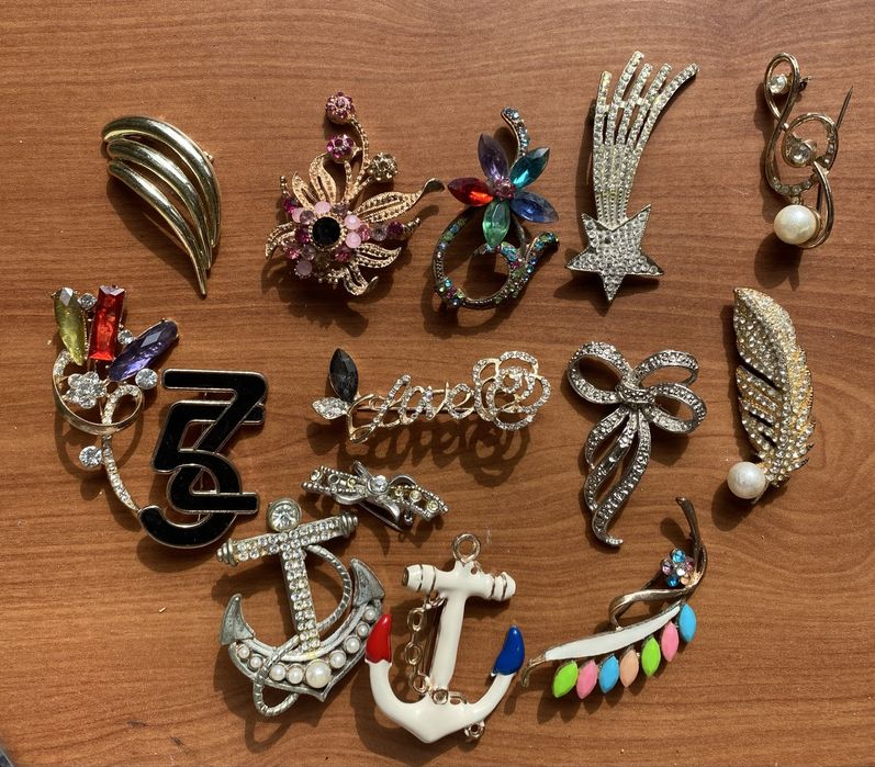 Бусы и серьги деревьянные