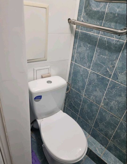 Продаю компактну сучасну квартиру біля метро! Ідеально в оренду!