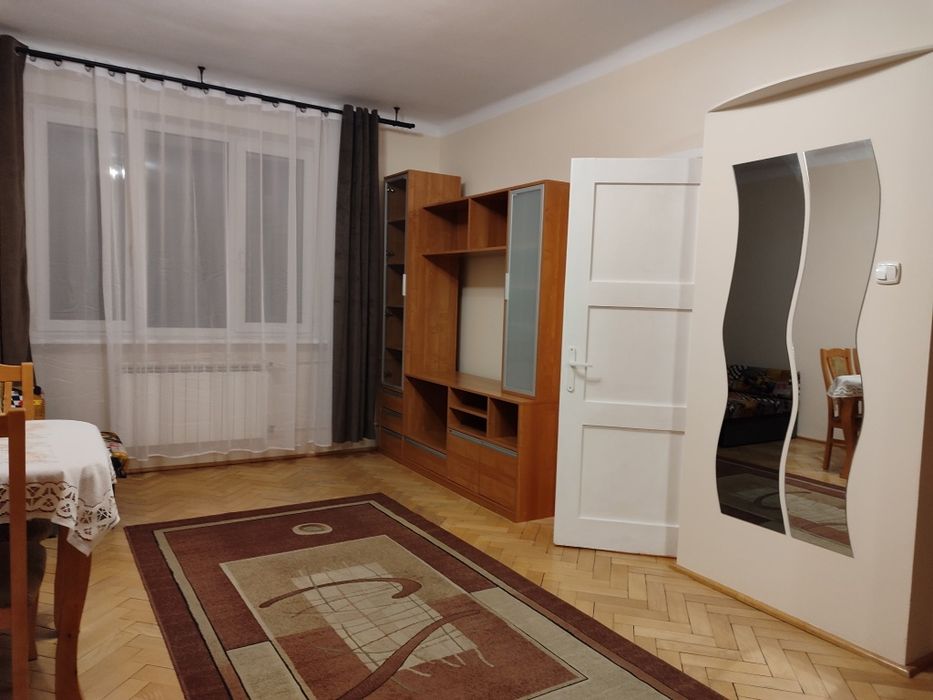 Wola Kawalerka 32m² ul.Obozowa 73 oddzielna kuchnia 2300 zł