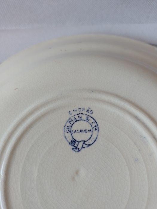 Prato sopeiro em faiança Gilman Sacavém