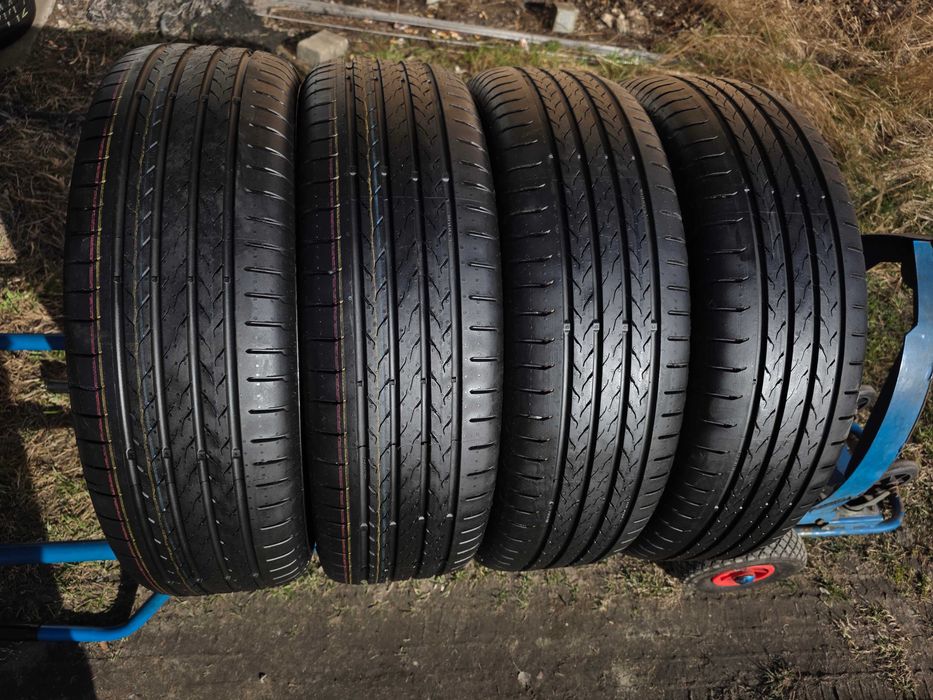 Opony letnie klasy premium CONTINENTAL 215/60/18 NOWE DEMO 2024 r.