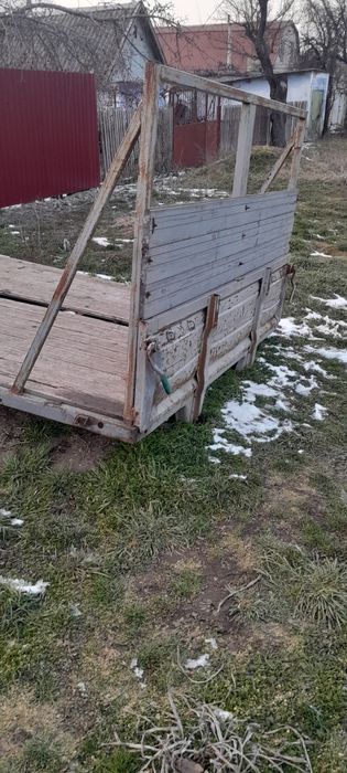 Продам кузов бортовой 4.2м. На Газель.