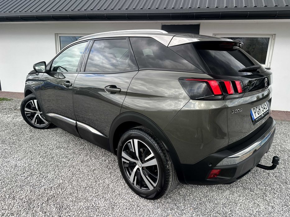 PEUGEOT 3008 1.6 HDI 120PS ALLURE FULL LED Panorama Virtual Kamera 18"