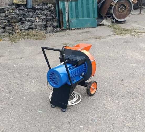 ЗАВОДСЬКИЙ! Щепоріз,щепорез,подрібнювач гілок (50-60мм) елекр/бензин