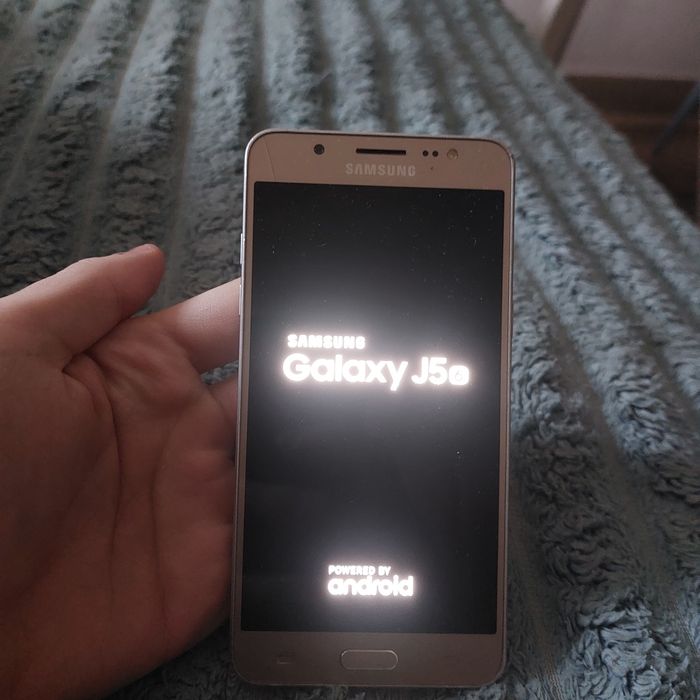Samsung Galaxy J5 (2016)