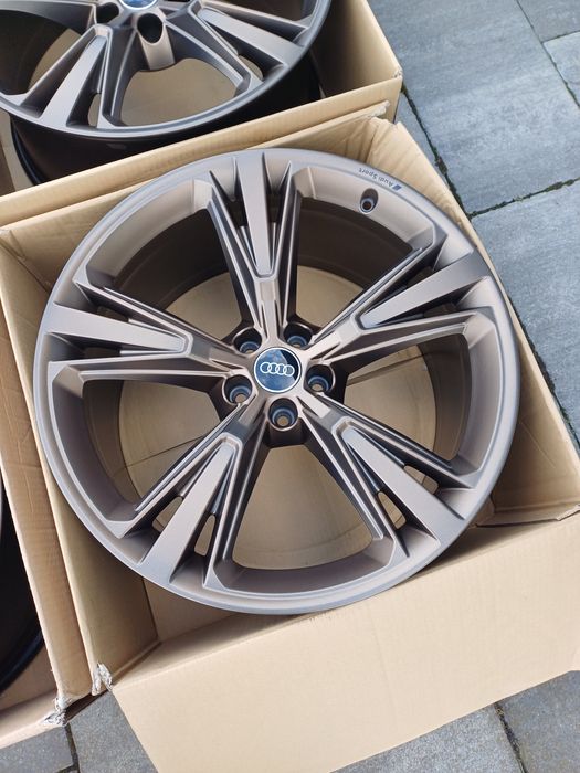 Felgi Audi Q8 SQ8 Q7 SQ7 21cali FV23%