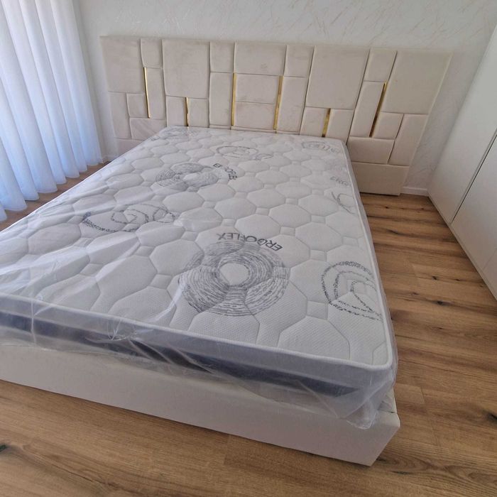 Camas de Casal Estofadas de Luxo 689€ Disp. em Várias Cores! 190x140m!