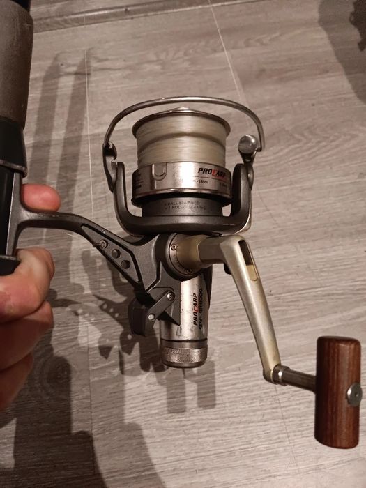 Sprzęt wędkarski (wędka Magnum Tele Carp, kołowrotek Pro Carp + żyłka)