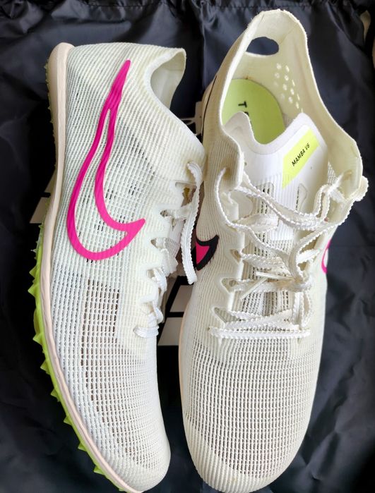 Шиповки Nike для бега на средние и длинные дистанции