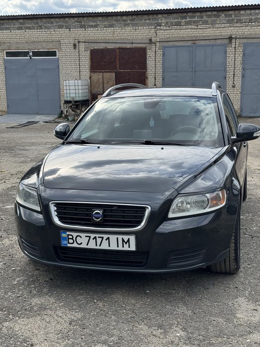 Volvo v50 Drive 2010