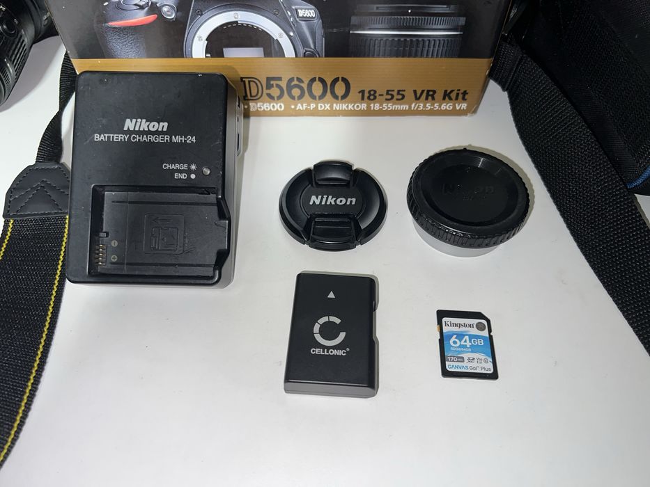 Nikon 5600d NOVA + lente + acessórios + caixa