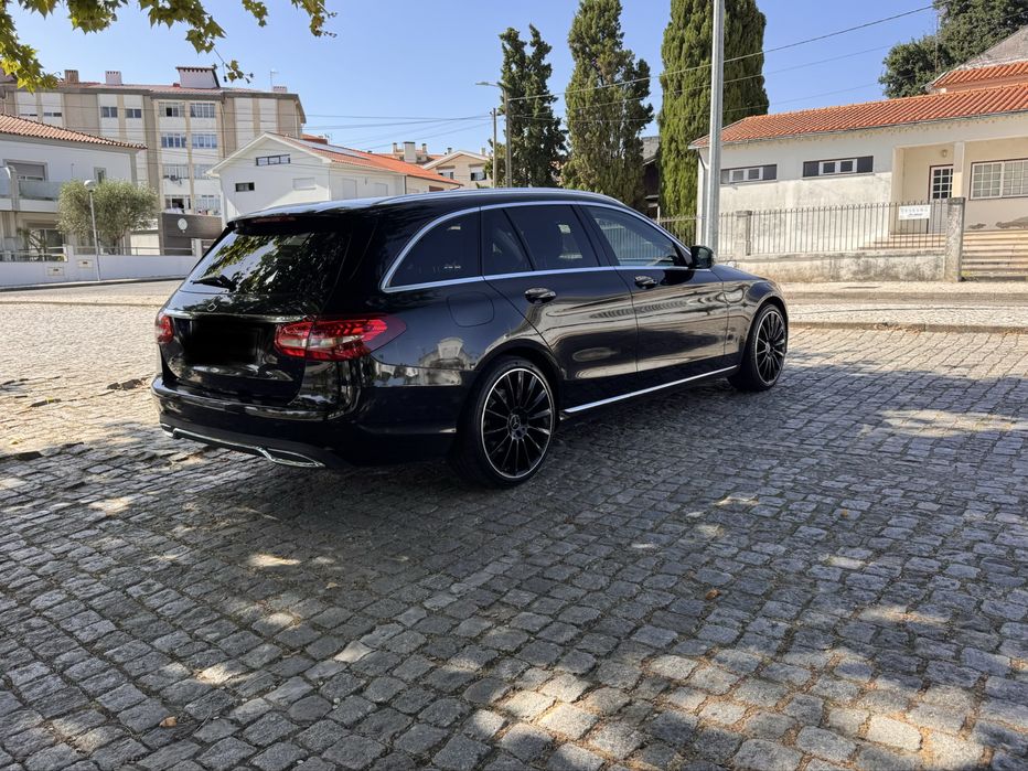 Mercedes-Benz C 180 BlueTEC – Automática