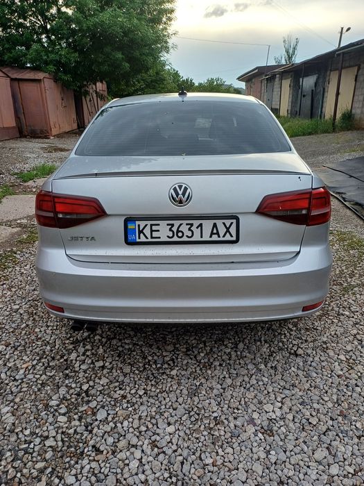 Volkswagen jetta 2016