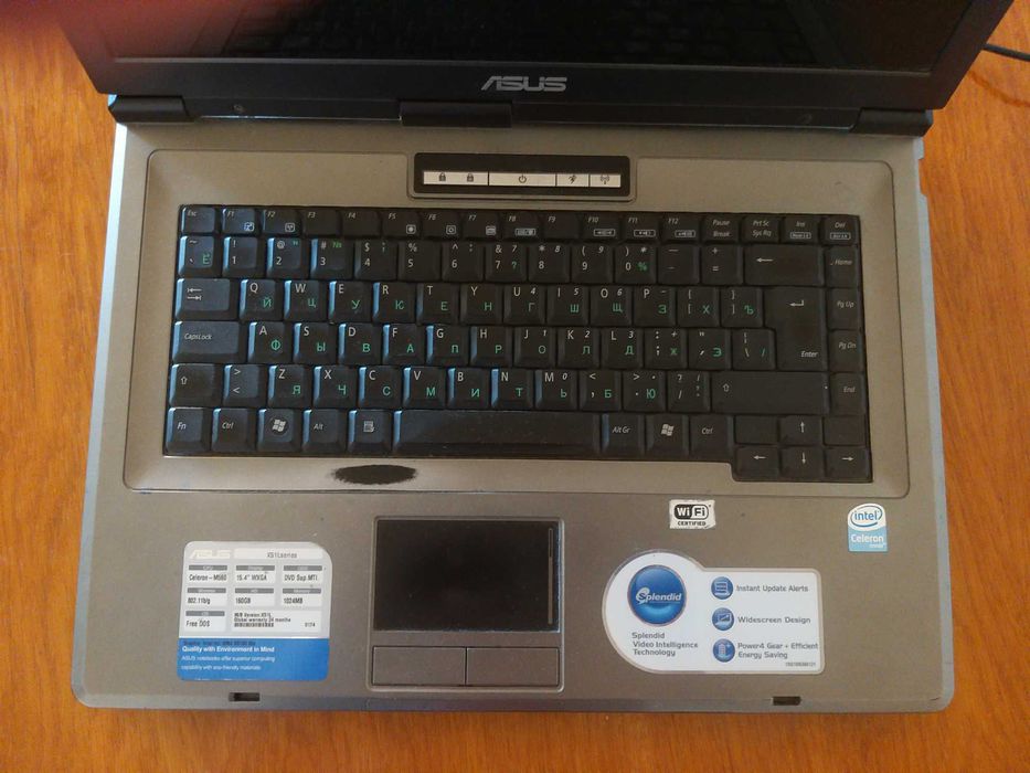 Ноутбук ASUS X51L