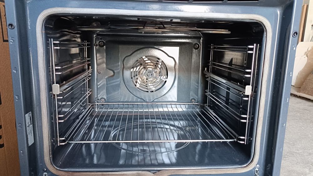 Forno Zanussi ZOPXD6X2 Pirolítico 72L Classe A+ COMO novo
image_thumbn