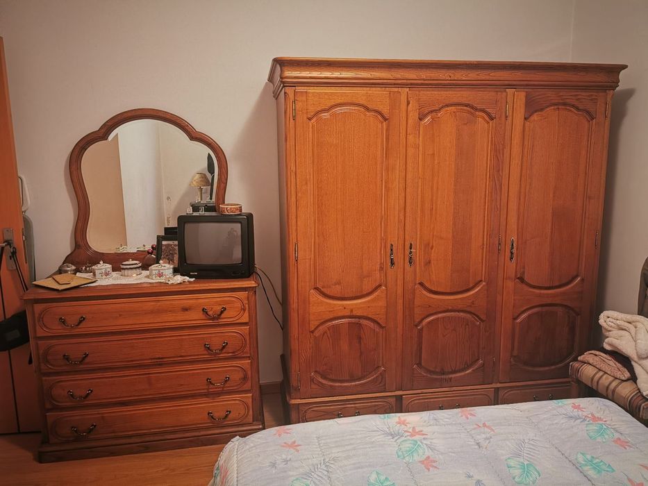 Arrenda-se Apartamento T1 kitchenette a 1km do Hospital dos Covões