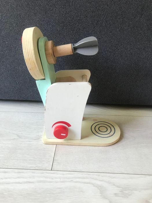 Robot kuchenny drewniany. Polecam!