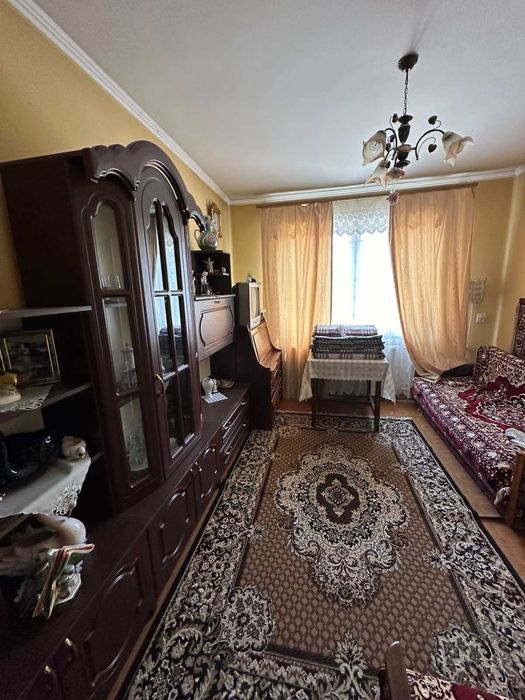Продається житловий будинок в смт. Вишково