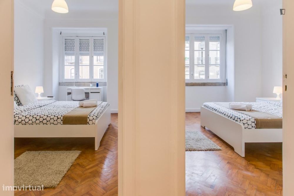 Quarto - localizado em Picoas Lisbon