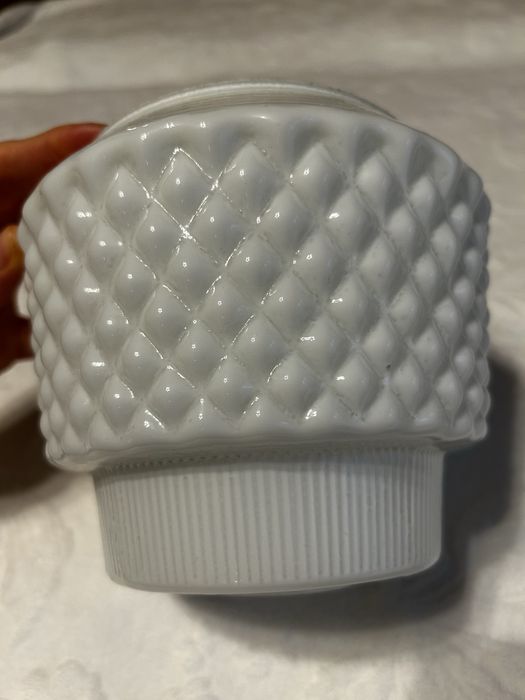 Klosz żyrandol PRL biały szklany vintage retro modernizm