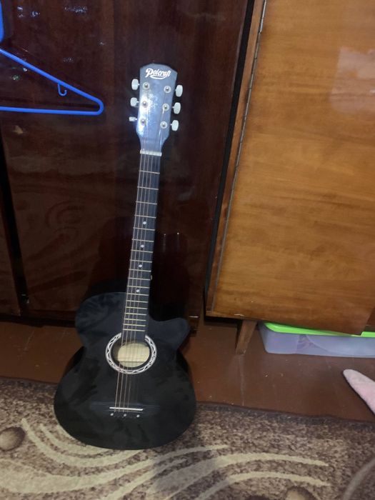 Продам гітару полкрафт
