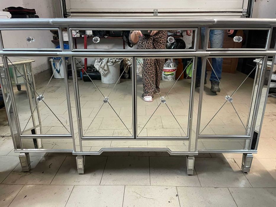 Lustrzana komoda + dwie szafki