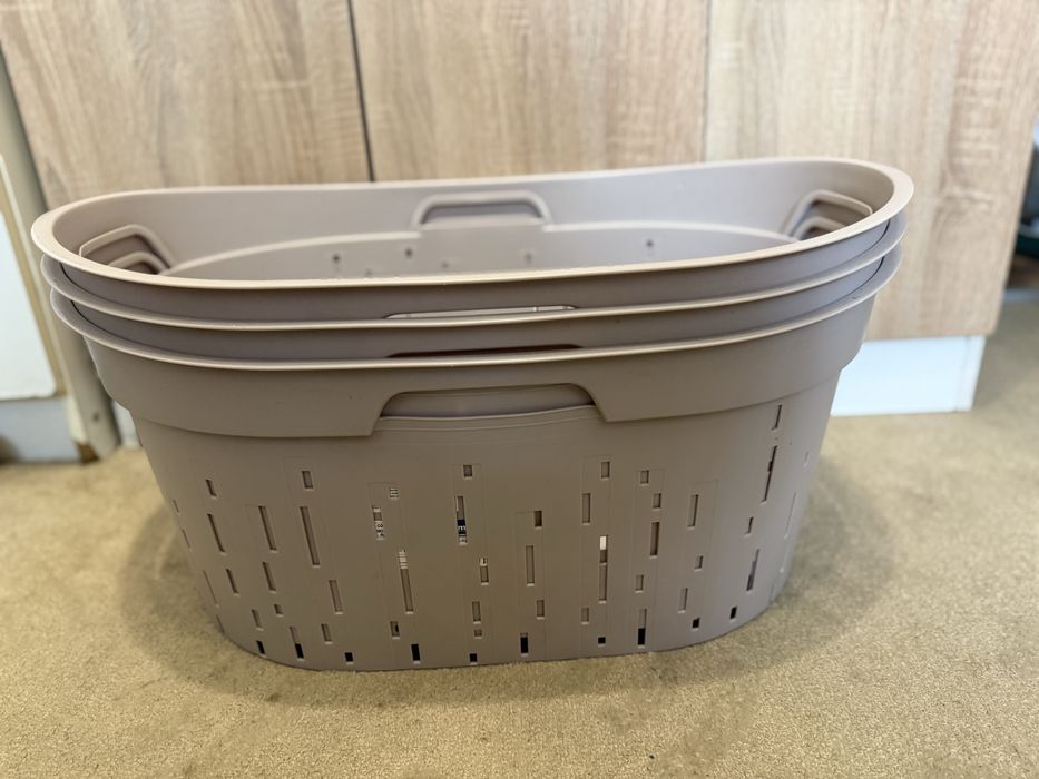 Корзина для білизни 42 л Moma Eurogold