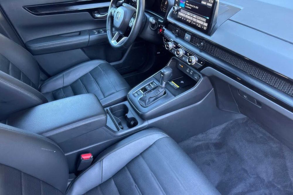 Honda CR-V      2024