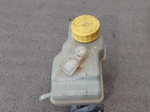 Bomba central dos travões VOLKSWAGEN Polo (6R, 6C)