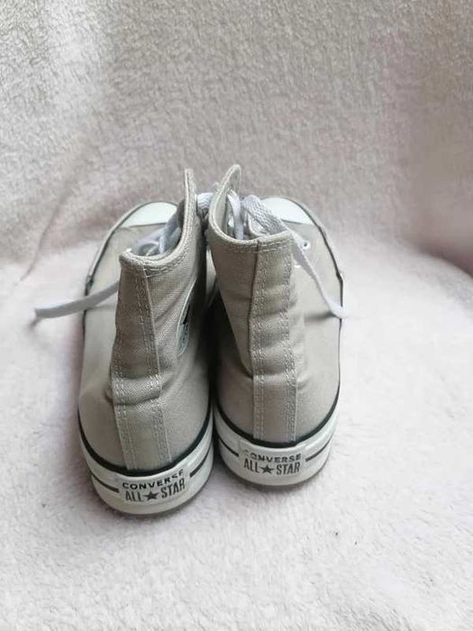 Converse Chuck Taylor All Star – beżowe trampki wysokie, rozmiar 36