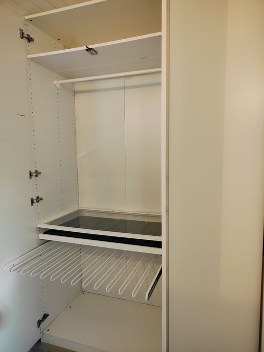 Roupeiros IKEA brancos